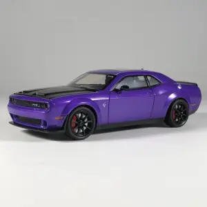 Green Dodge Challenger Hellcat Diecast Model 1:24 Scale 19 S58a4215d348a406ea7675b463c885490s