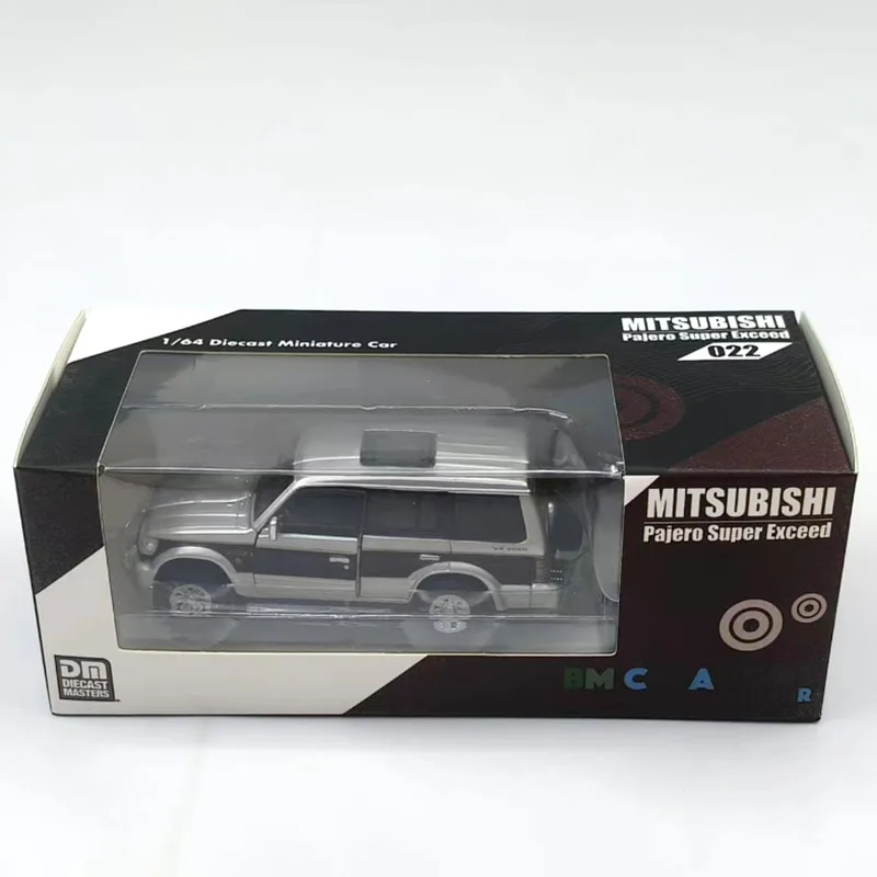 1/64 Scale Mitsubishi Pajero Diecast Model 3 1/64 Scale Mitsubishi Pajero Diecast Model - Image 3