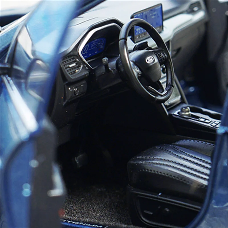 1:18 Scale Ford Escape Diecast Model SUV 6 1:18 Scale Ford Escape Diecast Model SUV - Image 6