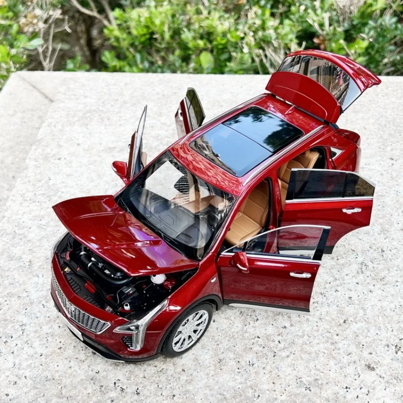 1:18 Scale Luxury Diecast SUV Model 2 1:18 Scale Luxury Diecast SUV Model - Image 2