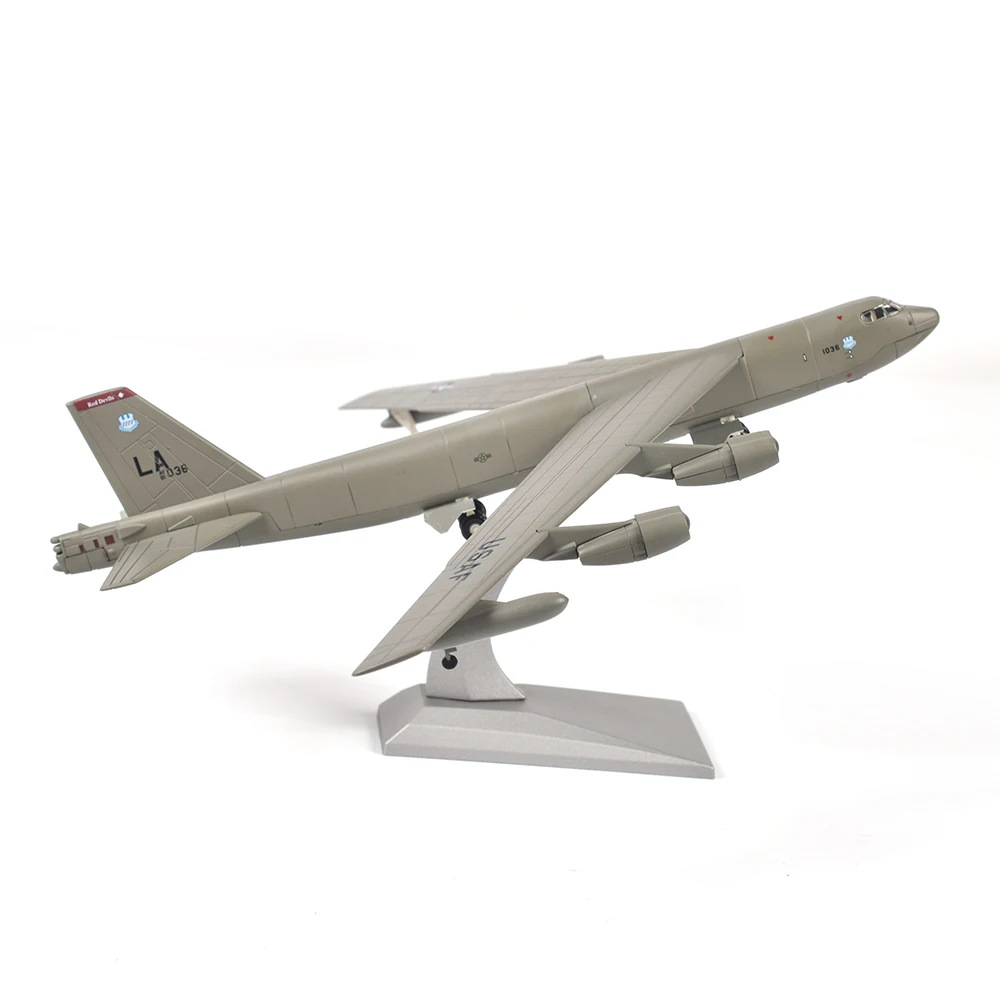 1/200 Scale Alloy B-52 Bomber Model 5 1/200 Scale Alloy B-52 Bomber Model - Image 5