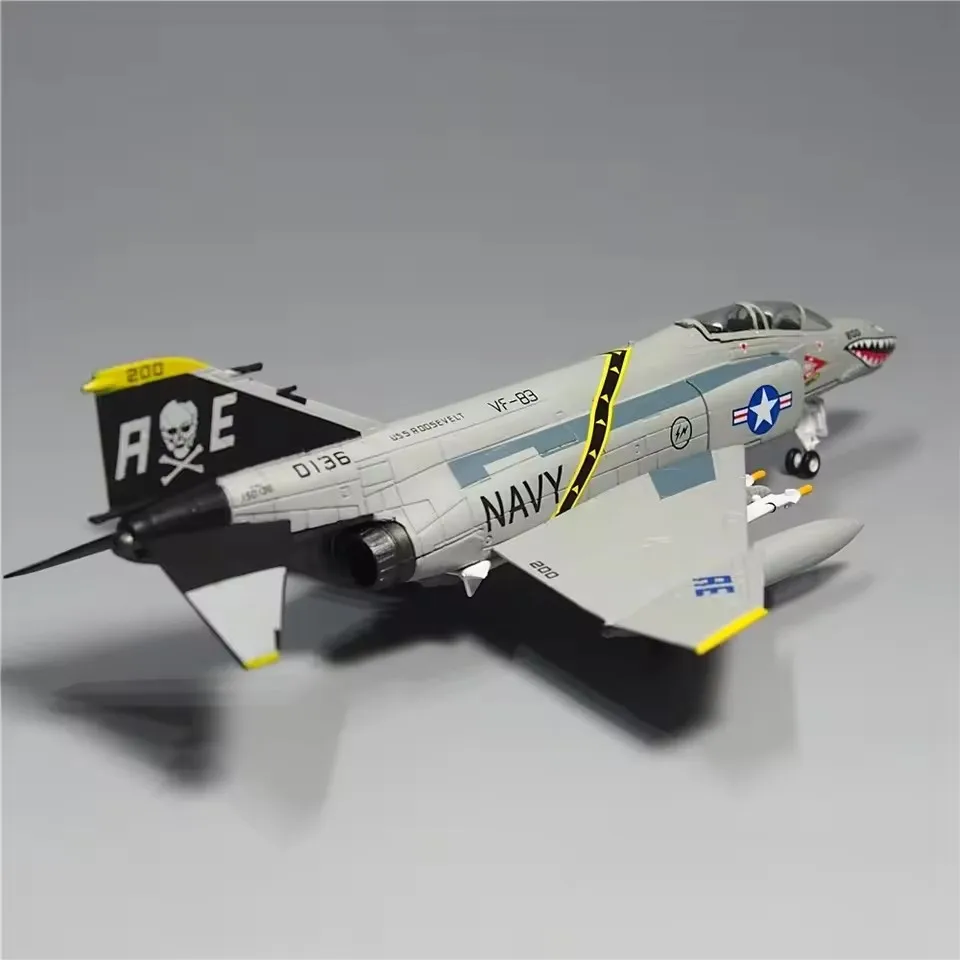 F-4 Phantom Diecast Model Aircraft 1:100 Scale 5 F-4 Phantom Diecast Model Aircraft 1:100 Scale - Image 5