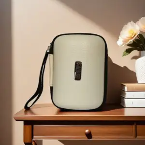 Outdoor Portable Wine & Whiskey Set in Leather 8 S5e651e38a7fe43ad8e82b776c4d91ca58