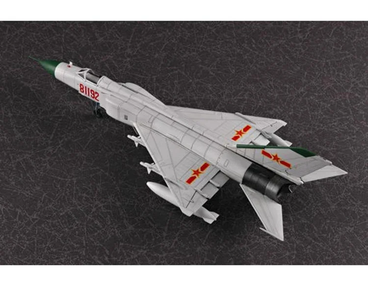 1/72 ShenYANG F-8II Finback Model Kit 4 1/72 ShenYANG F-8II Finback Model Kit - Image 4