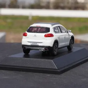 Citroen C3 XR 1:43 Diecast Model Car</br> 10 S5ec76f88831e4d7ab7db1e8649cbe70ah