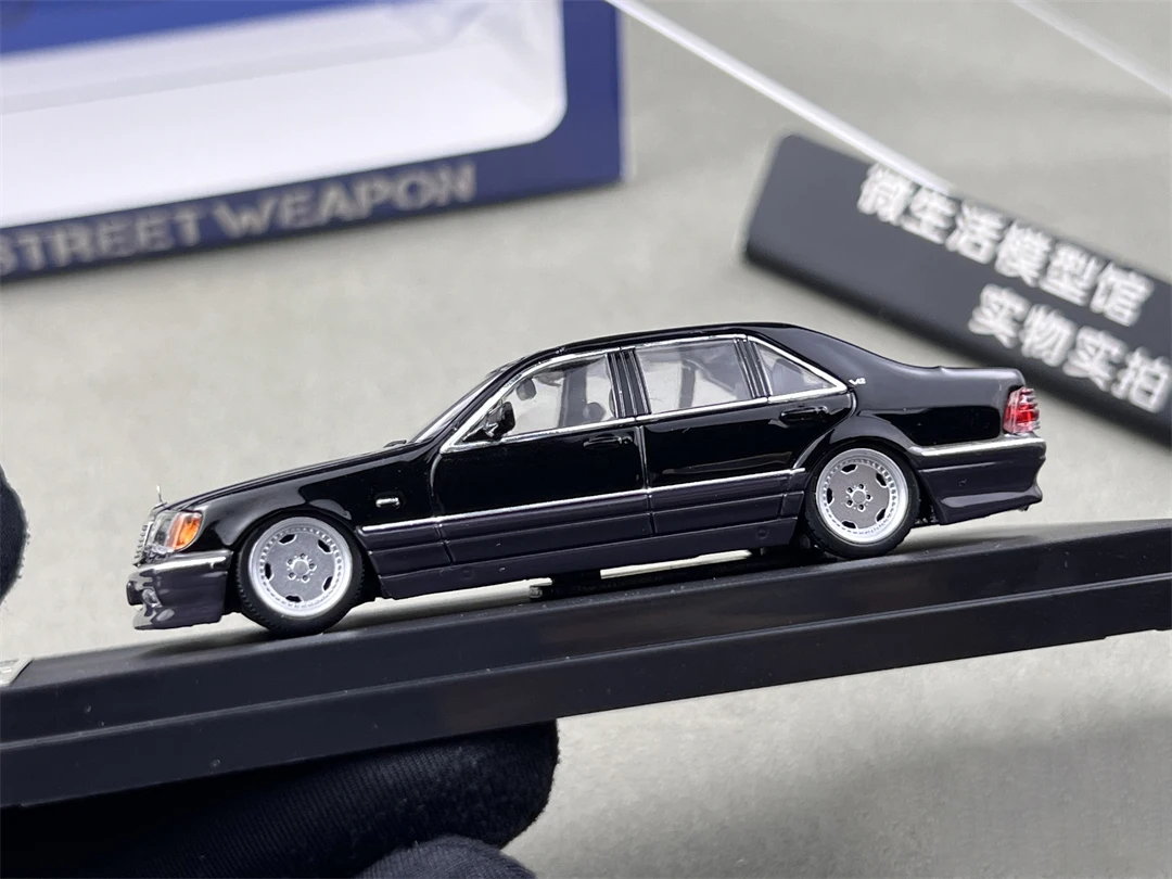 1:64 Scale Mercedes S600 W140 Diecast Model 3 1:64 Scale Mercedes S600 W140 Diecast Model - Image 3