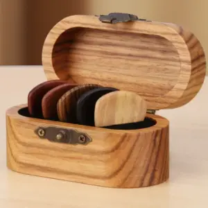 Handcrafted Wooden Heart Guitar Picks with Box 11 S5f98ae1057654e19ac3cd989e4565f33i