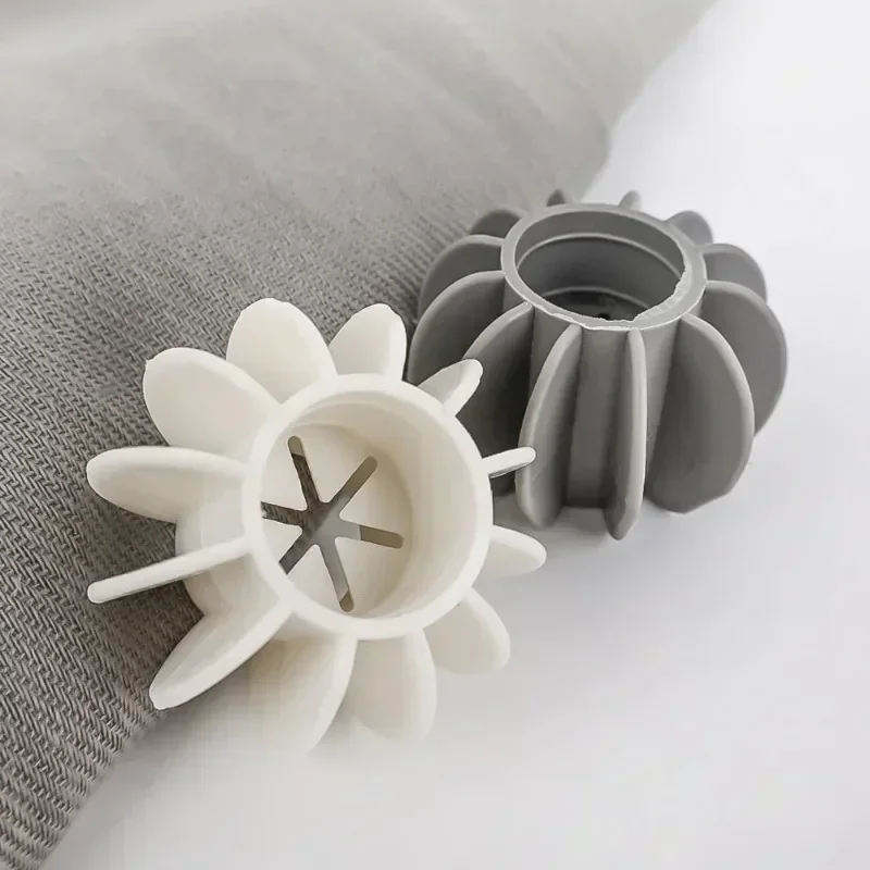 Reusable Pet Hair Laundry Ball 3.9cm & 6cm 5 Reusable Pet Hair Laundry Ball 3.9cm & 6cm - Image 5