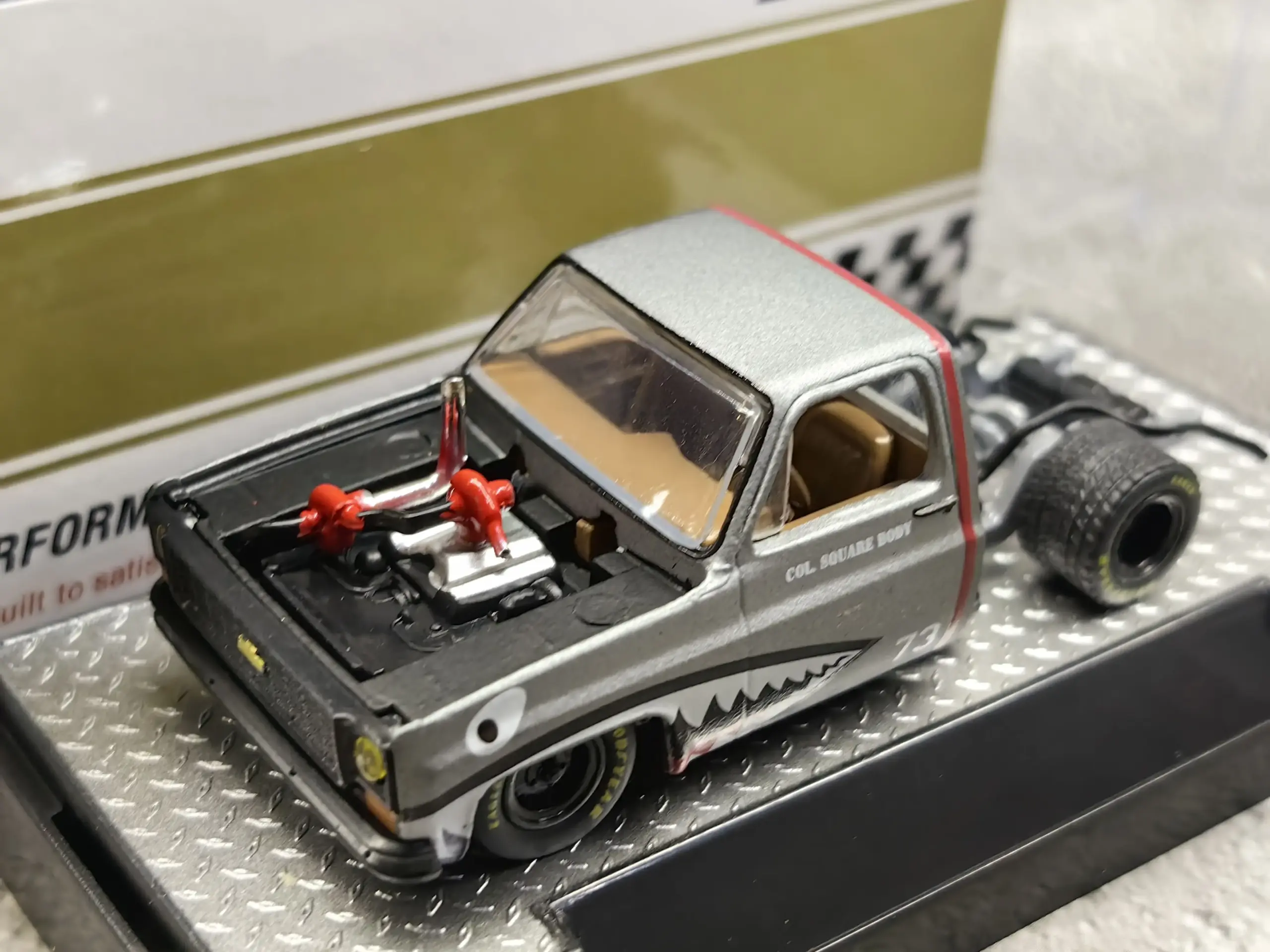 Chevrolet 1973 Cheyenne 10 Diecast Model 4 Chevrolet 1973 Cheyenne 10 Diecast Model - Image 4