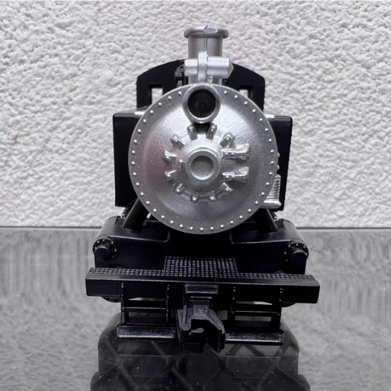 Vintage HO Scale Steam Locomotive Model 96100 2 Vintage HO Scale Steam Locomotive Model 96100 - Image 2