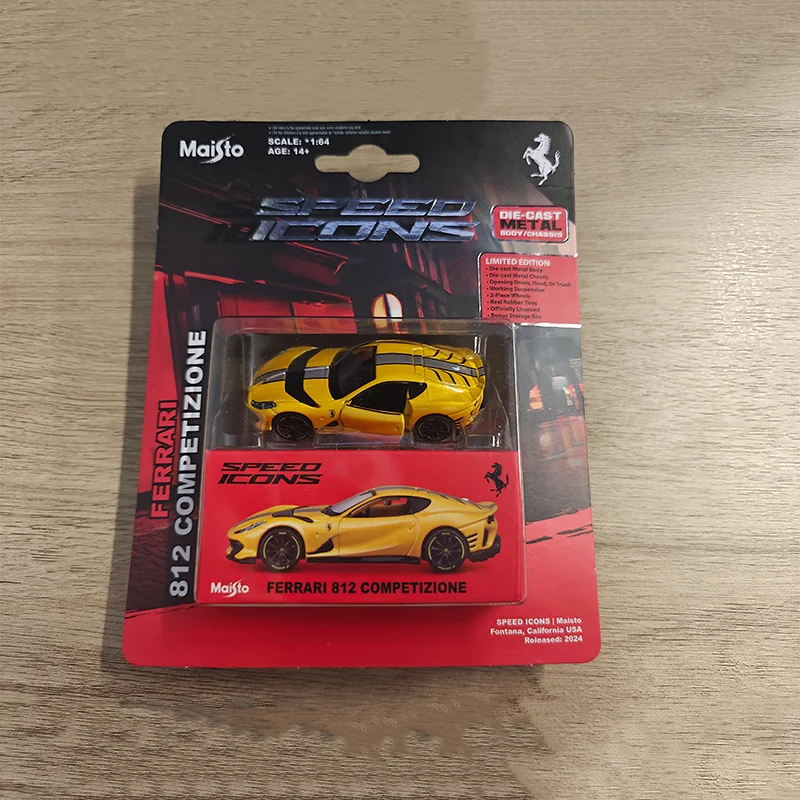 Ferrari 812 Competizione 1:64 Diecast Model 9 Ferrari 812 Competizione 1:64 Diecast Model - Image 9