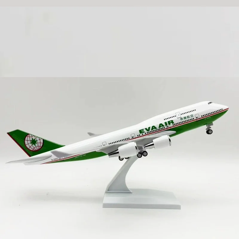 EVA Air Boeing 747 Model 30cm Resin Replica 6 EVA Air Boeing 747 Model 30cm Resin Replica - Image 6