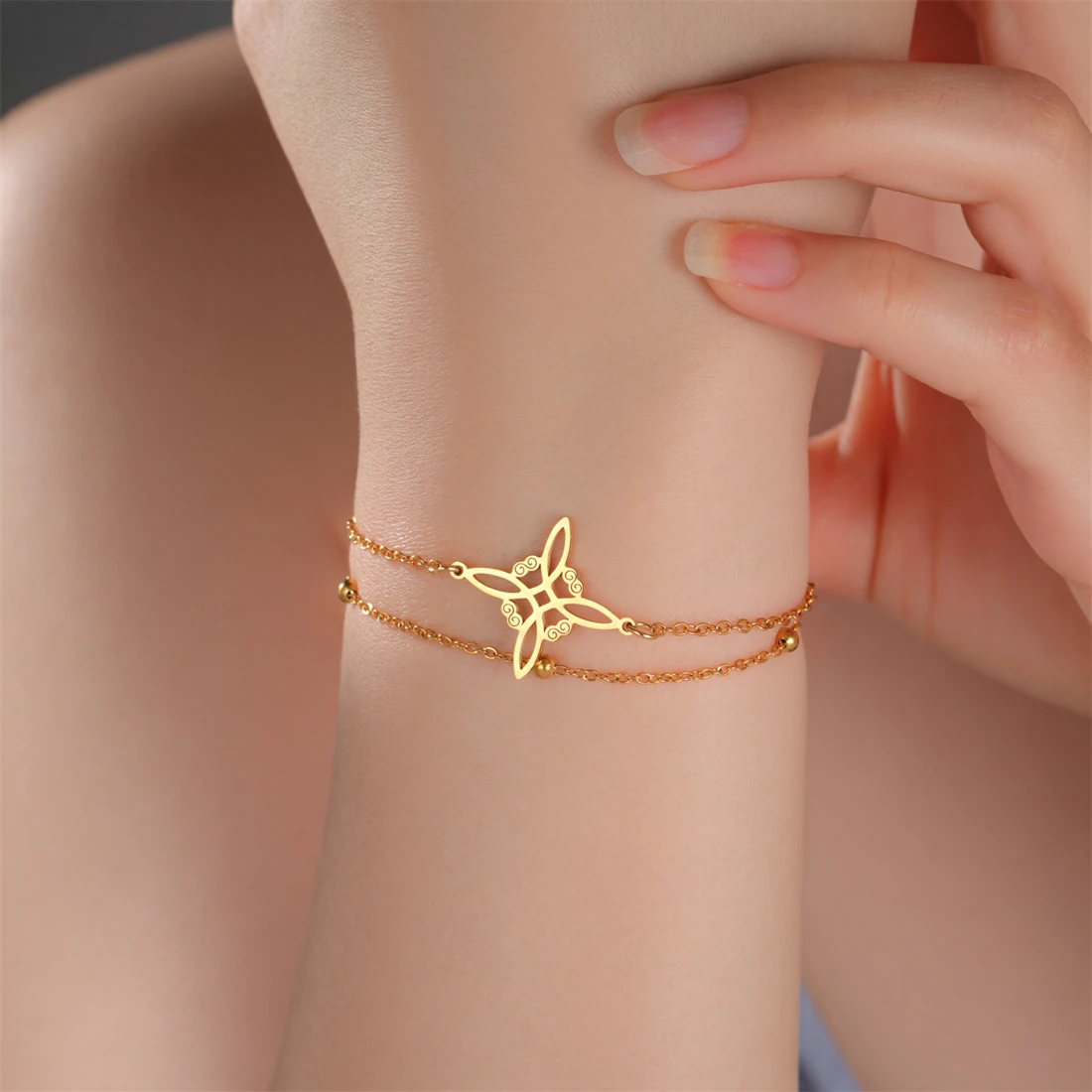 Stainless Steel Celtic Knot Bracelet 4 Stainless Steel Celtic Knot Bracelet - Image 4