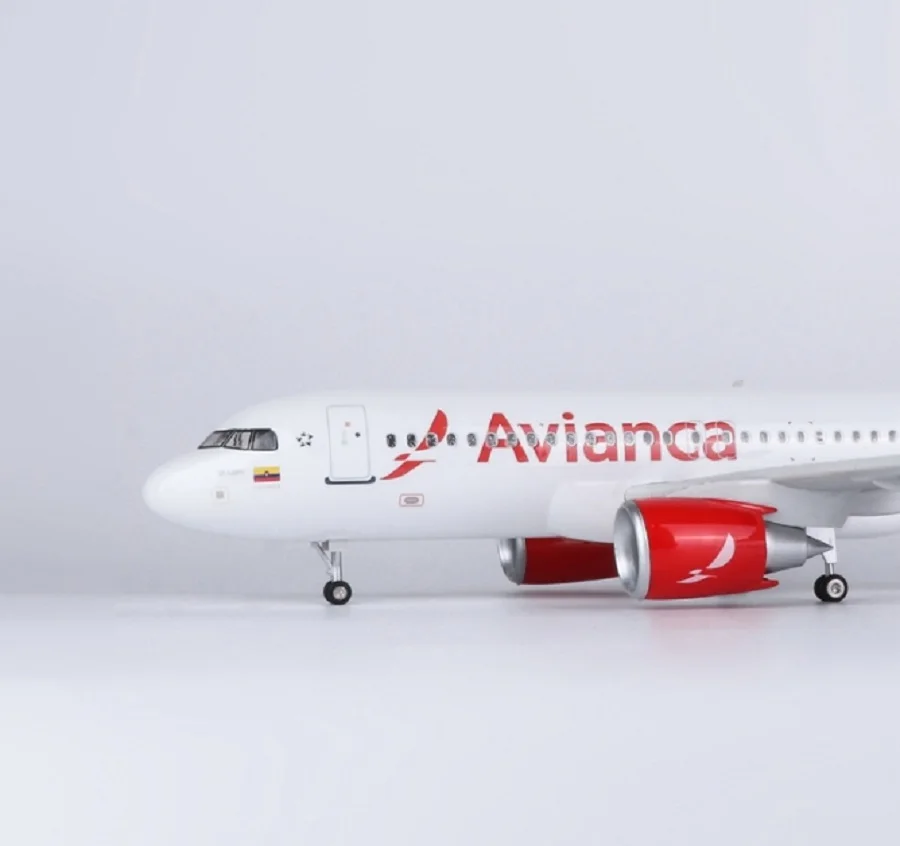 Detailed 47cm Airbus A320 Model by Aviation 6 Detailed 47cm Airbus A320 Model by Aviation - Image 6