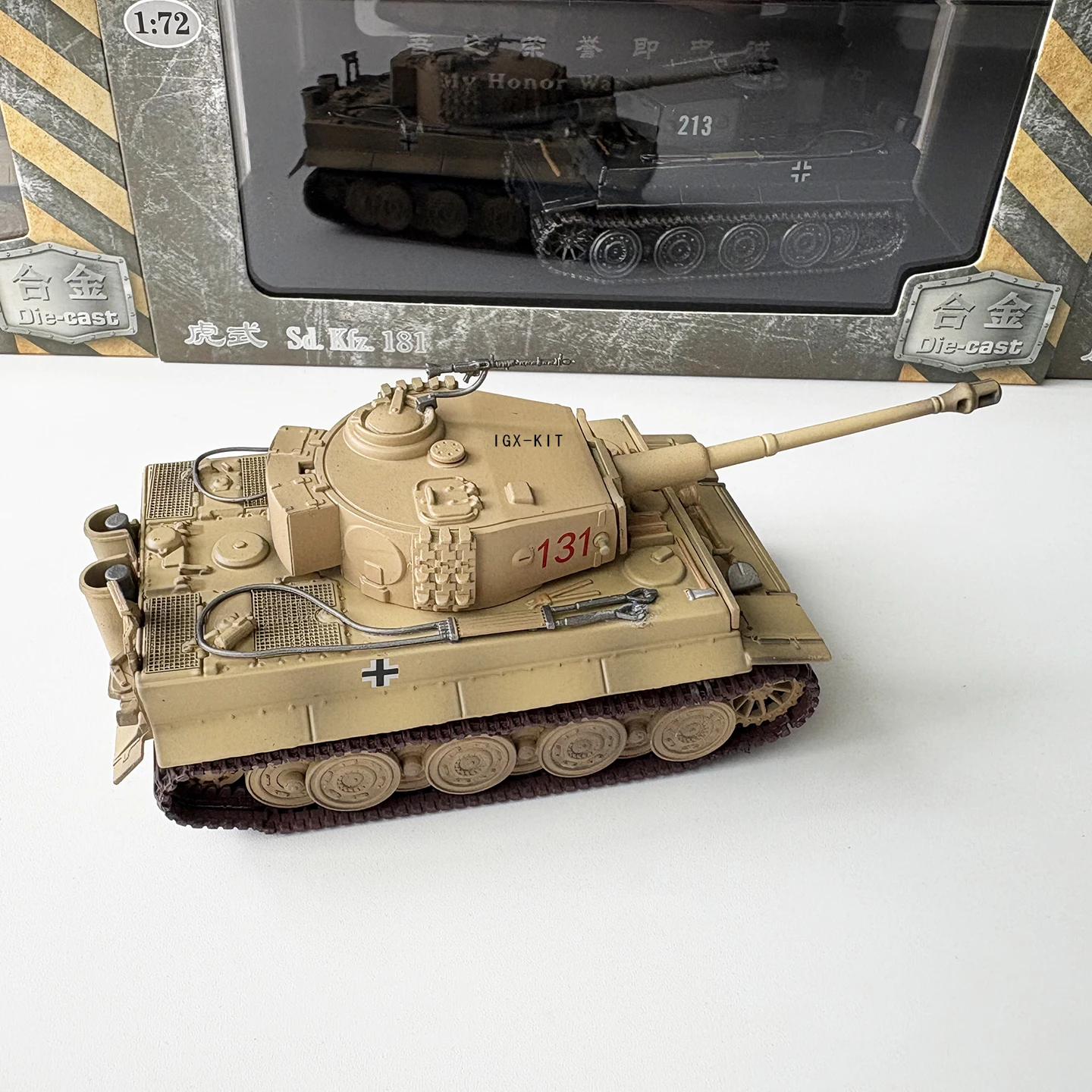 German Tiger Tank Model 1/72 Scale with Display Box 3 German Tiger Tank Model 1/72 Scale with Display Box - Image 3