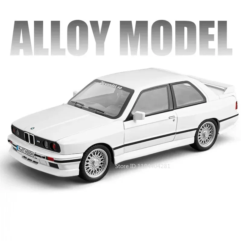 1:24 Scale Alloy Car Model - BMW M3 & X5 10 1:24 Scale Alloy Car Model - BMW M3 & X5 - Image 10