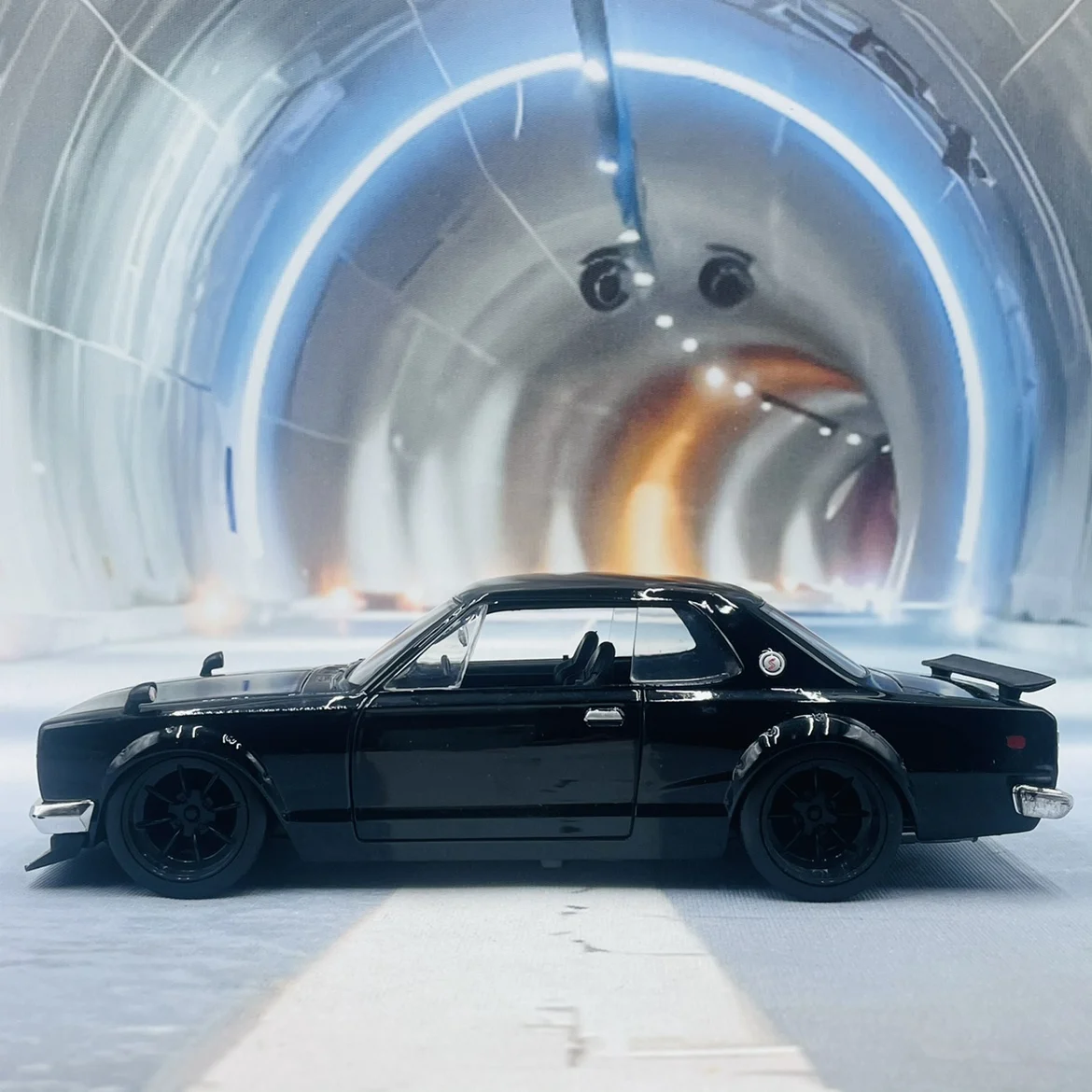 Black 1:24 Scale Skyline GTR KPGC10 Model 4 Black 1:24 Scale Skyline GTR KPGC10 Model - Image 4