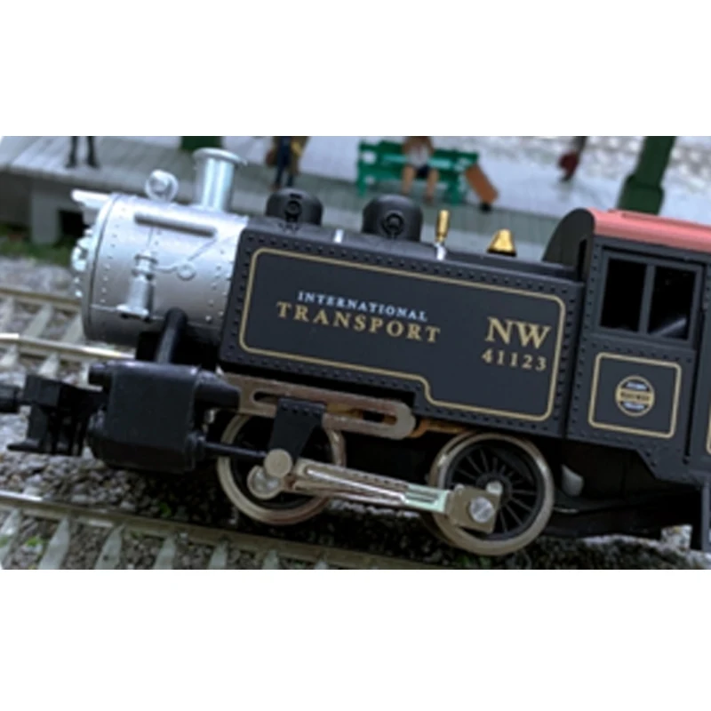 Vintage HO Scale Steam Locomotive Model 96100 3 Vintage HO Scale Steam Locomotive Model 96100 - Image 3