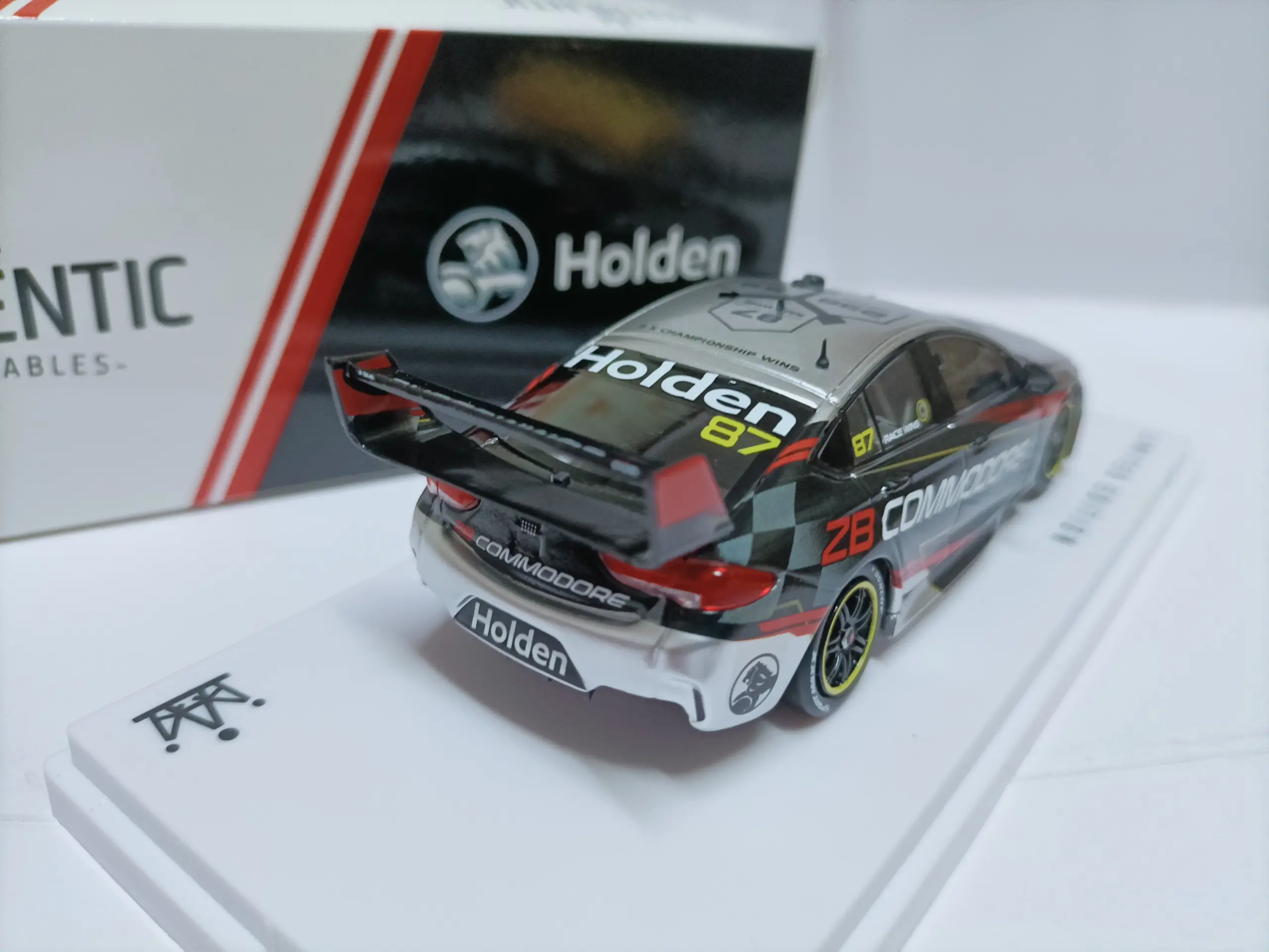Holden ZB 2022 Alloy Model Car 1:43 Scale 3 Holden ZB 2022 Alloy Model Car 1:43 Scale - Image 3