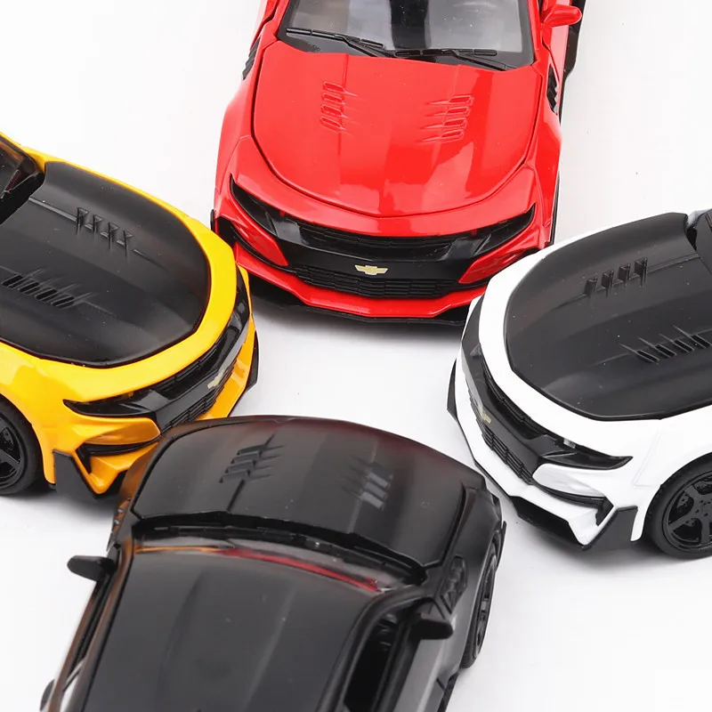 1:32 Alloy Diecast Car Model in Multiple Colors 2 1:32 Alloy Diecast Car Model in Multiple Colors - Image 2