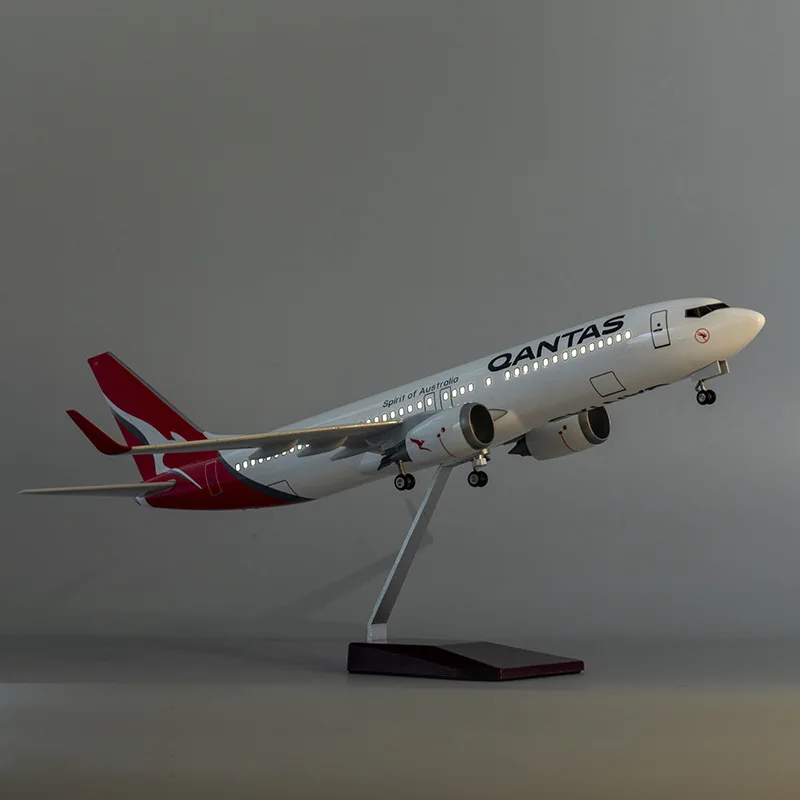 Qantas B737 Model Aircraft 47cm with LED Options 2 Qantas B737 Model Aircraft 47cm with LED Options - Image 2