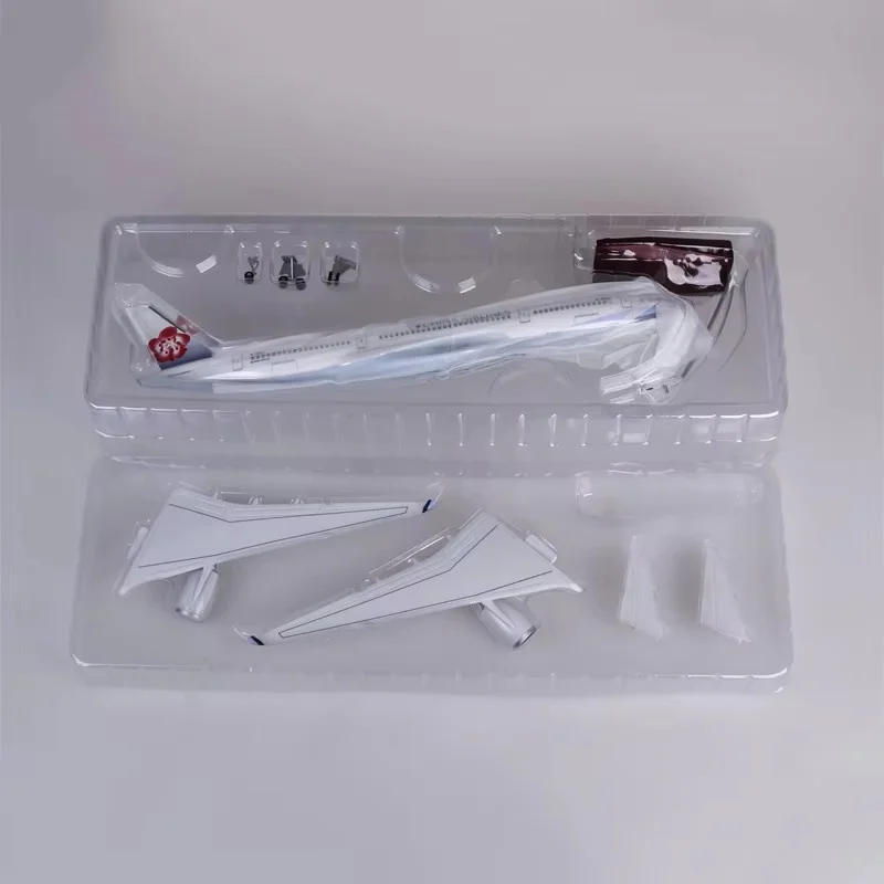 Airline Taiwan A350 1/142 Resin Model Plane 6 Airline Taiwan A350 1/142 Resin Model Plane - Image 6
