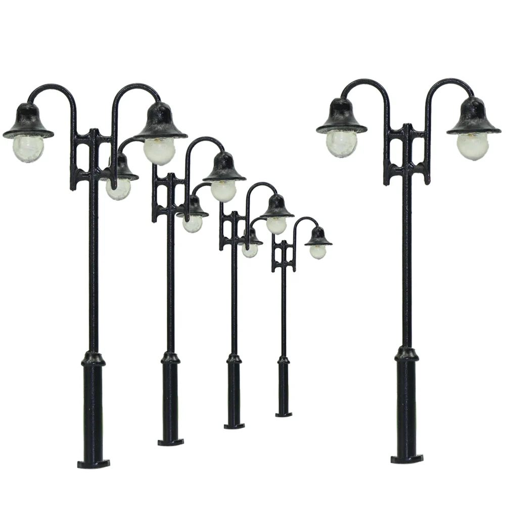 HO Vintage Street Lamp Set with LED Lighting 5 HO Vintage Street Lamp Set with LED Lighting - Image 5