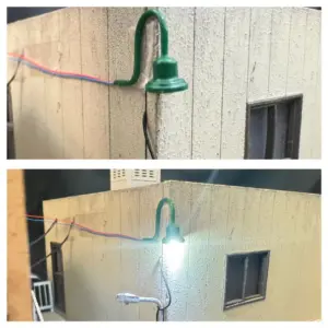 Miniature Green Wall Lamp for Models 14 S64f4e11783c244a08656146797f283f5U