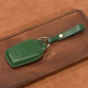 Premium Leather Key Covers for SYM Motorcycles 15 S6520e99ad14e42968ce48e5046f90066m