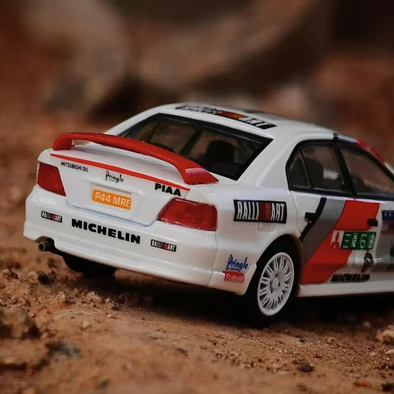 1:64 Scale Mitsubishi Galant VR-4 Diecast Model 6 1:64 Scale Mitsubishi Galant VR-4 Diecast Model - Image 6