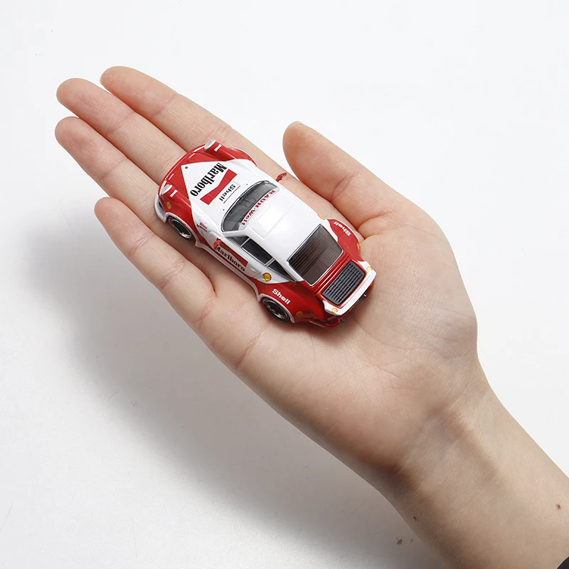 Marlboro RWB 930 Die-Cast Model for Collectors 2 Marlboro RWB 930 Die-Cast Model for Collectors - Image 2