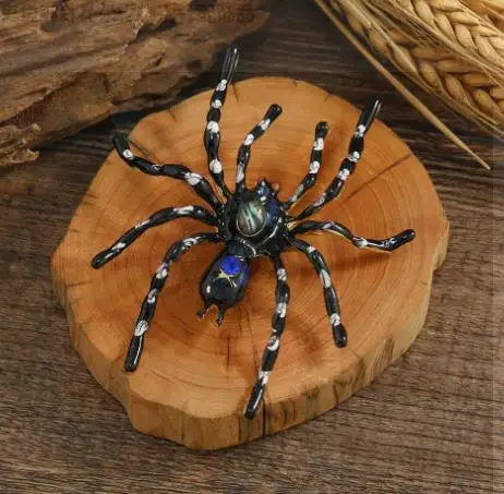 Bold Metallic Green Gem Spider Brooch 7 Bold Metallic Green Gem Spider Brooch - Image 7