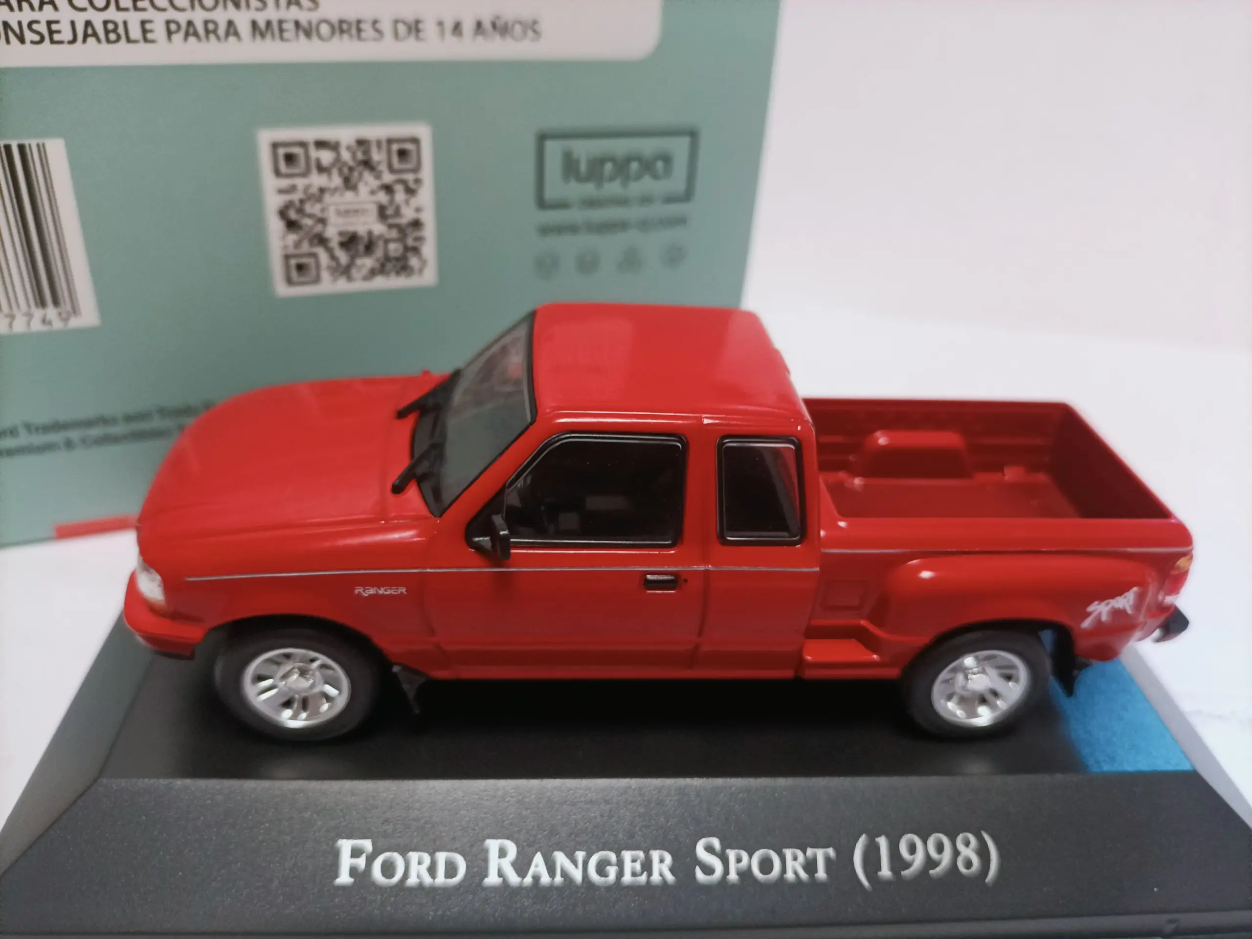 Ford Ranger Sport 1:43 Diecast Model by Maisto 2 Ford Ranger Sport 1:43 Diecast Model by Maisto - Image 2