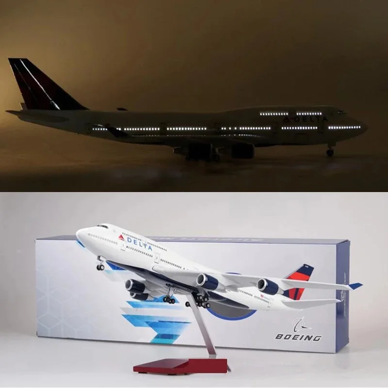Delta Air Lines Aircraft Model 75mm with LED Options 4 Delta Air Lines Aircraft Model 75mm with LED Options - Image 4