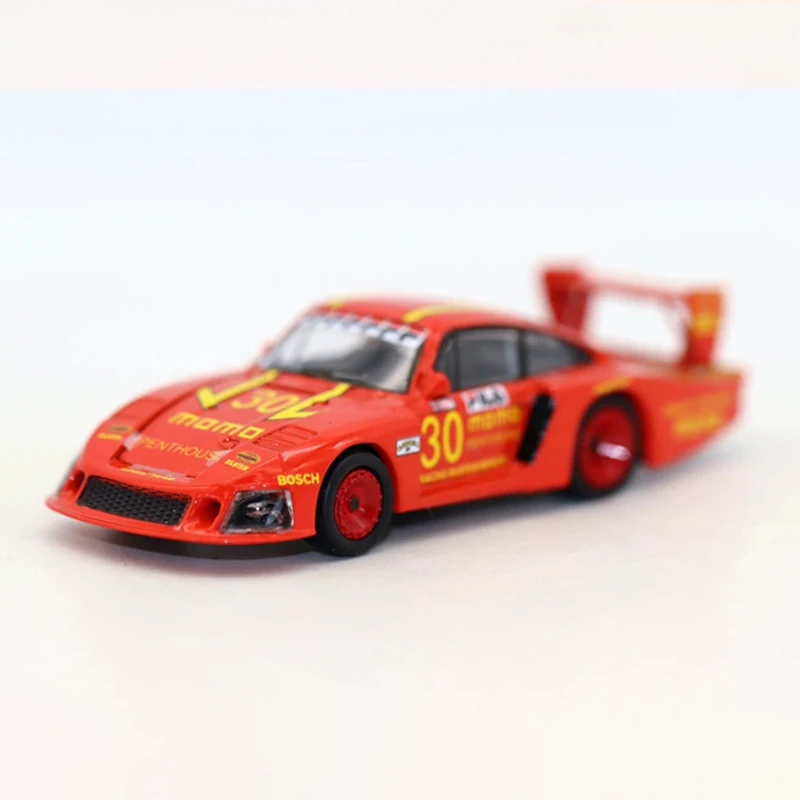 Porsche 935 24H Le Mans Diecast Model Car 3 Porsche 935 24H Le Mans Diecast Model Car - Image 3