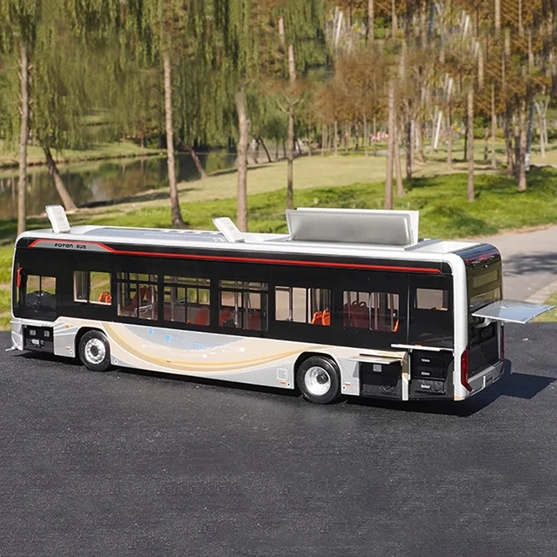 Silver Diecast Electric Bus Model 1:36 Scale 5 Silver Diecast Electric Bus Model 1:36 Scale - Image 5