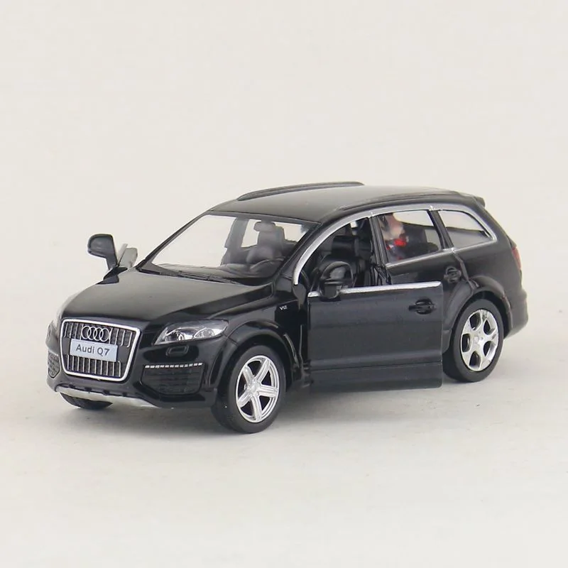 White 1:36 Q7 SUV Diecast Model 10 White 1:36 Q7 SUV Diecast Model - Image 10