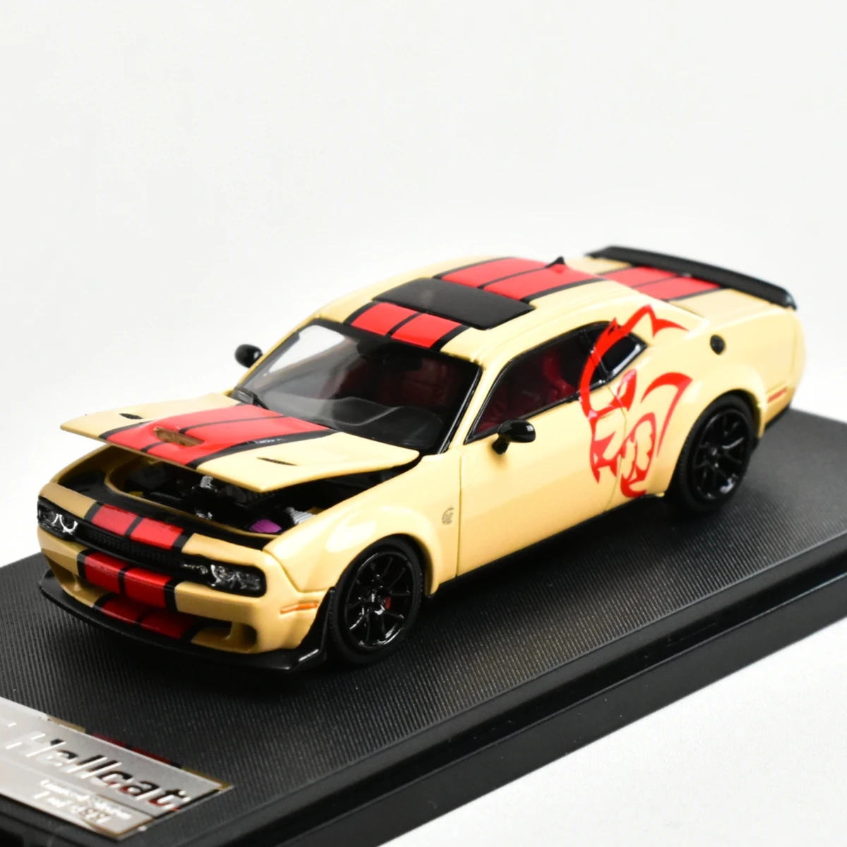 1:64 Dodge SRT Hellcat Diecast Model Car 1 1:64 Dodge SRT Hellcat Diecast Model Car