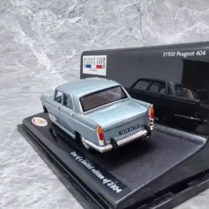 Vintage 1970 Peugeot 404 Diecast Model 1:43 Scale 9 S69a57a72f25e486aa392c5d5b426b81cC