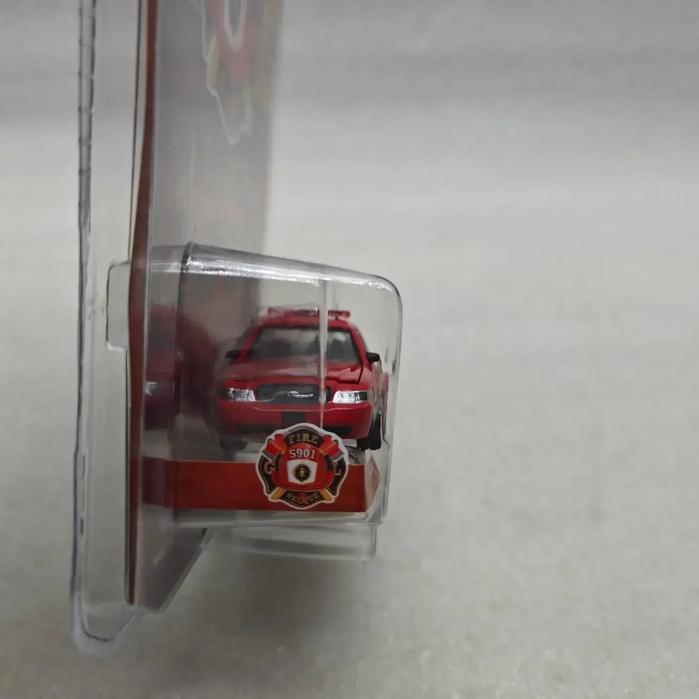 2001 Ford Crown Victoria Interceptor Diecast Model 3 2001 Ford Crown Victoria Interceptor Diecast Model - Image 3