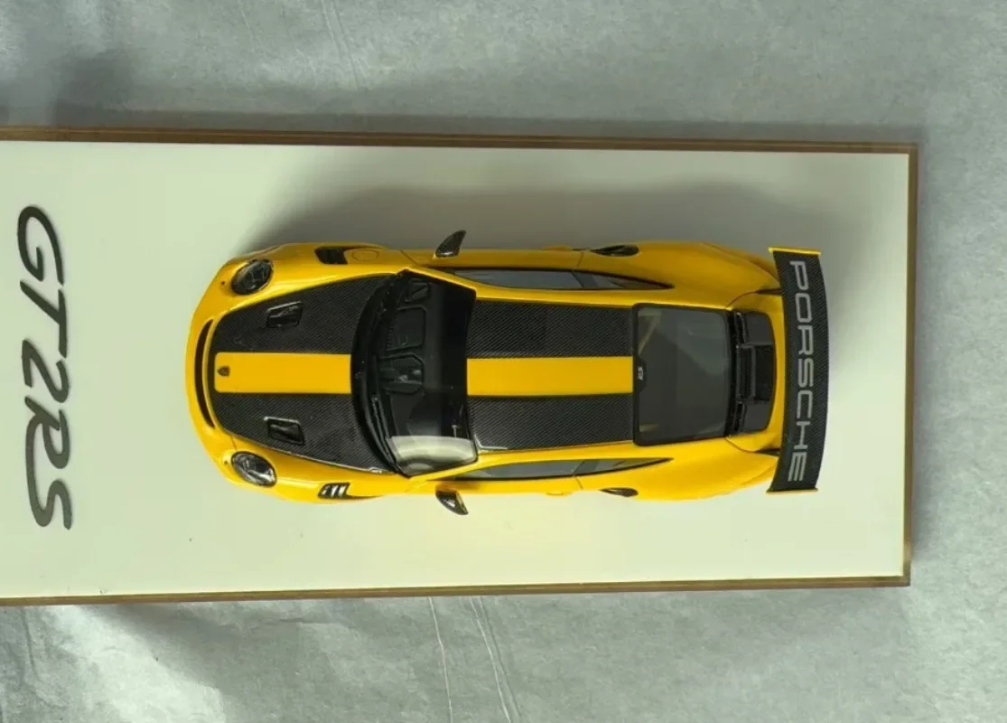 Premium 1/64 Scale Porsche Diecast Model 2 Premium 1/64 Scale Porsche Diecast Model - Image 2