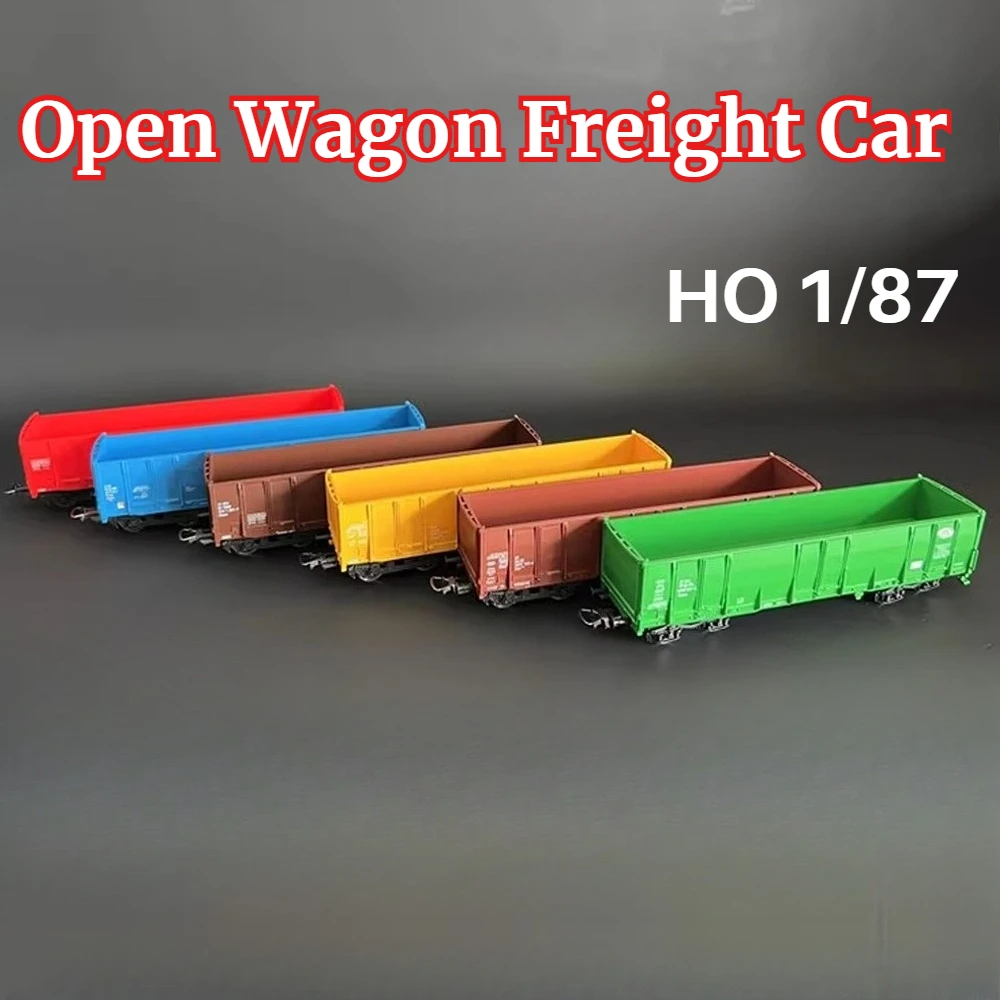Vibrant Green HO Freight Car from PIKO 2 Vibrant Green HO Freight Car from PIKO - Image 2