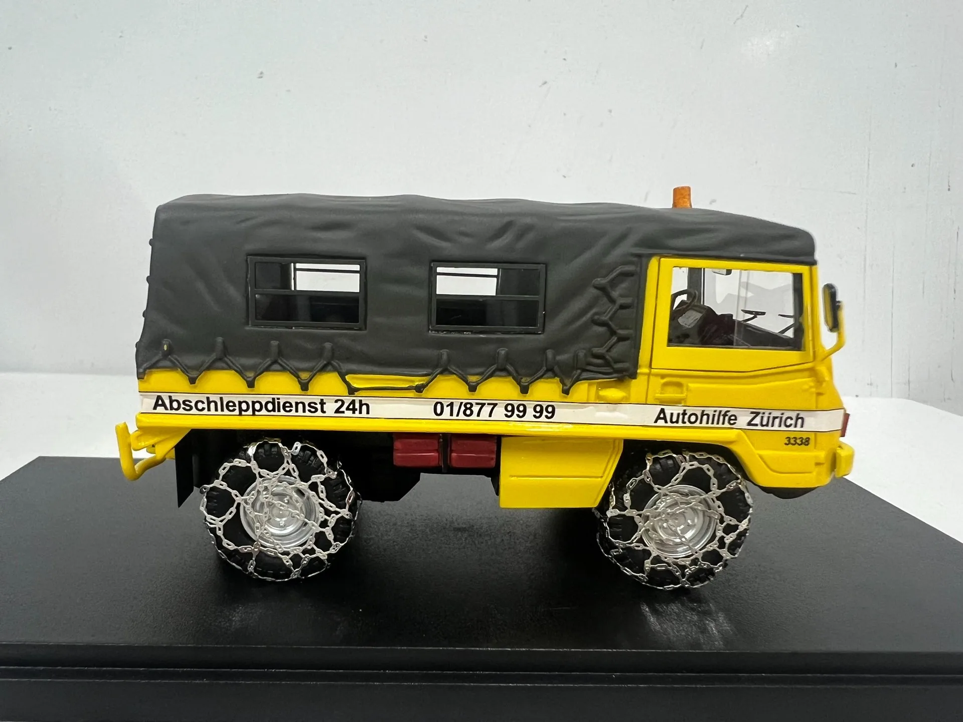 Rescue Off-road Vehicle Model 1:43 Resin Display 5 Rescue Off-road Vehicle Model 1:43 Resin Display - Image 5