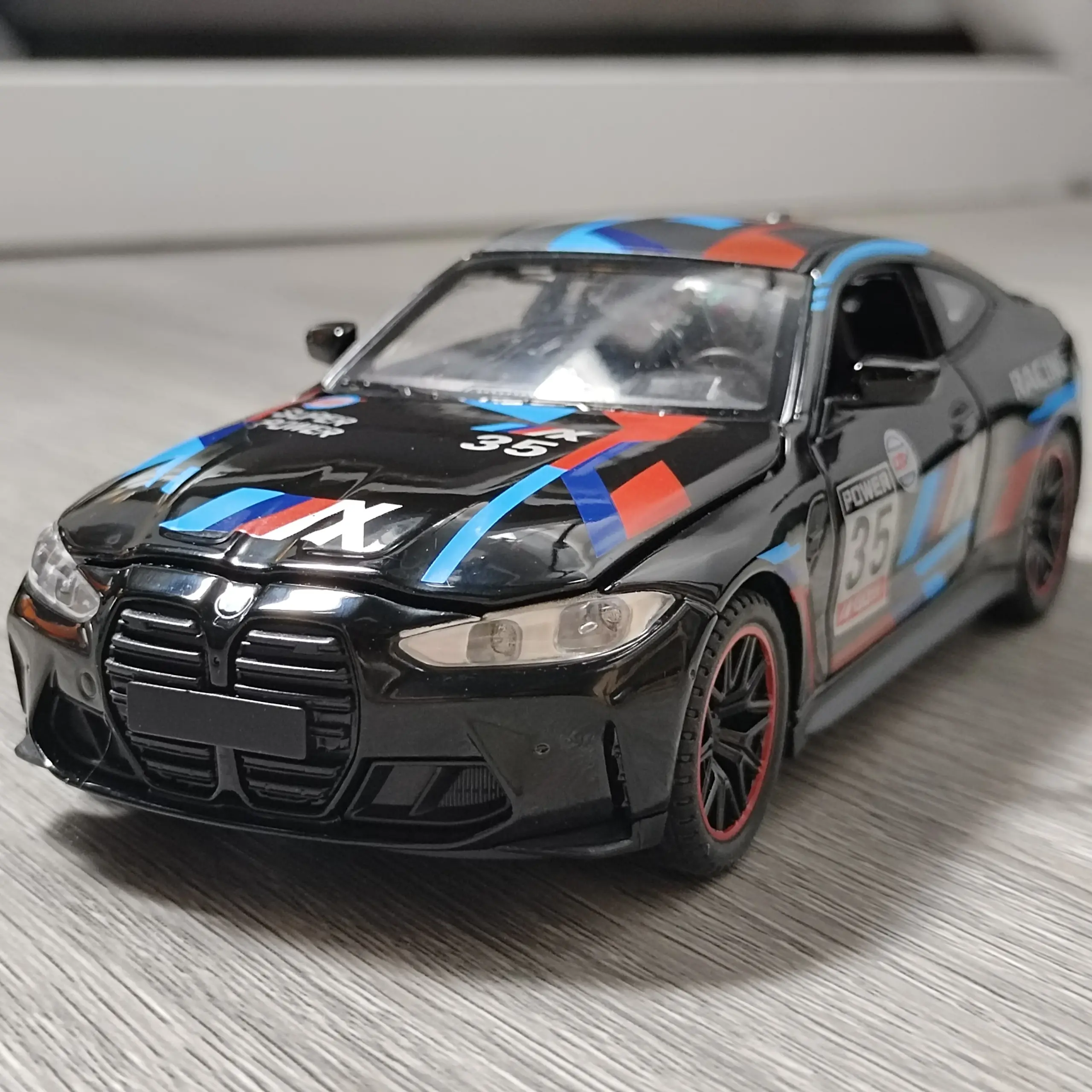 BMW M4 Track Version 1:32 Diecast Model Car 2 BMW M4 Track Version 1:32 Diecast Model Car - Image 2