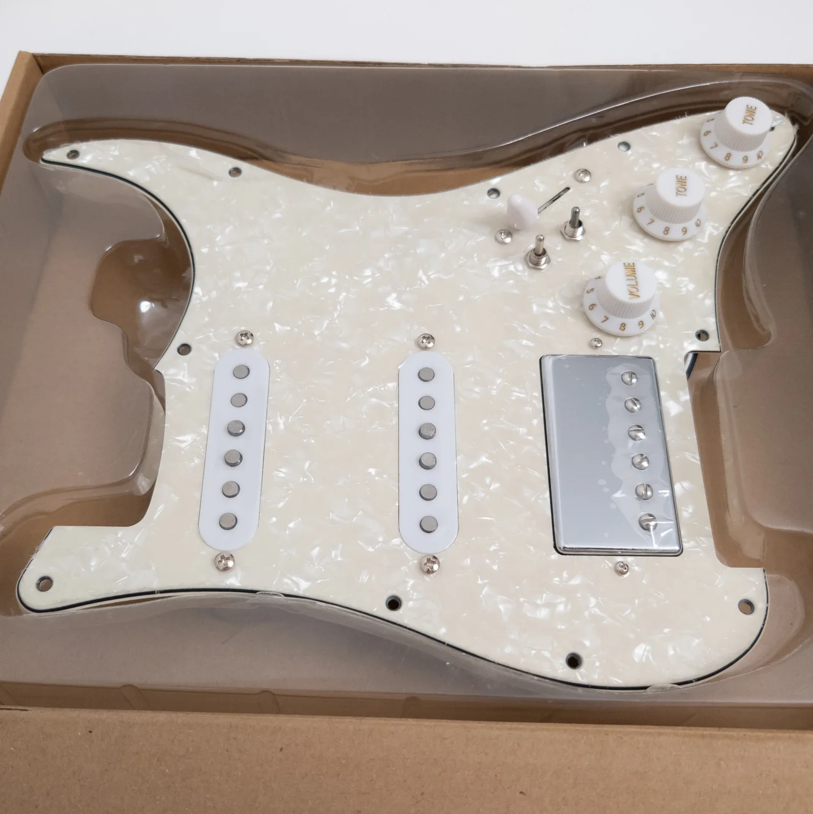 Vibrant Prewired Strat Pickguard Set for Guitars 3 Vibrant Prewired Strat Pickguard Set for Guitars - Image 3