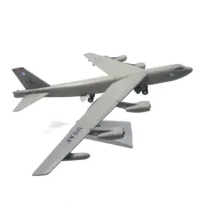 1/200 Scale B-52 Bomber Model for Display 8 S6b862ebd068a4f04b6e65415612b5a5dz
