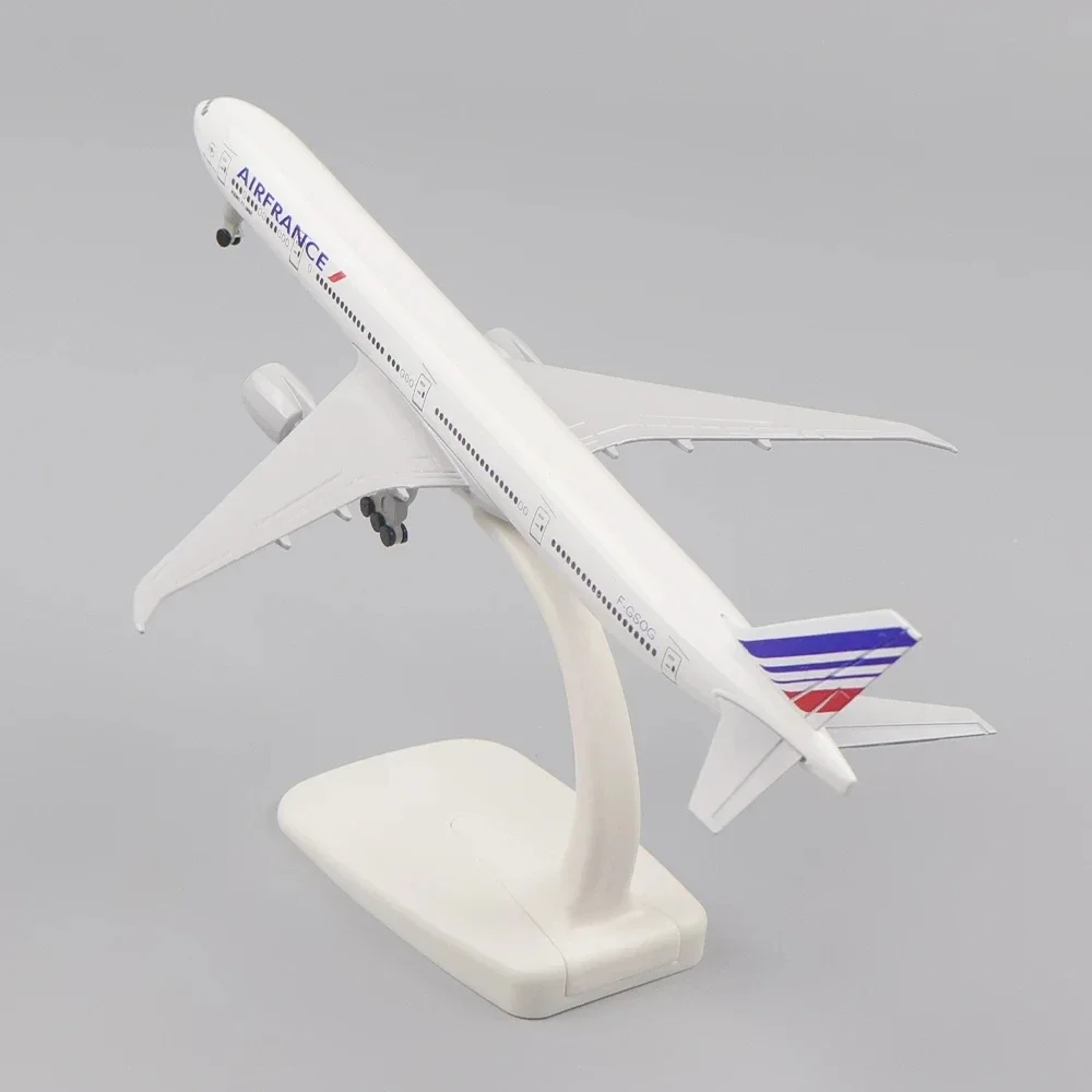 Air France Boeing 777 Diecast Model 1:400 Scale 4 Air France Boeing 777 Diecast Model 1:400 Scale - Image 4