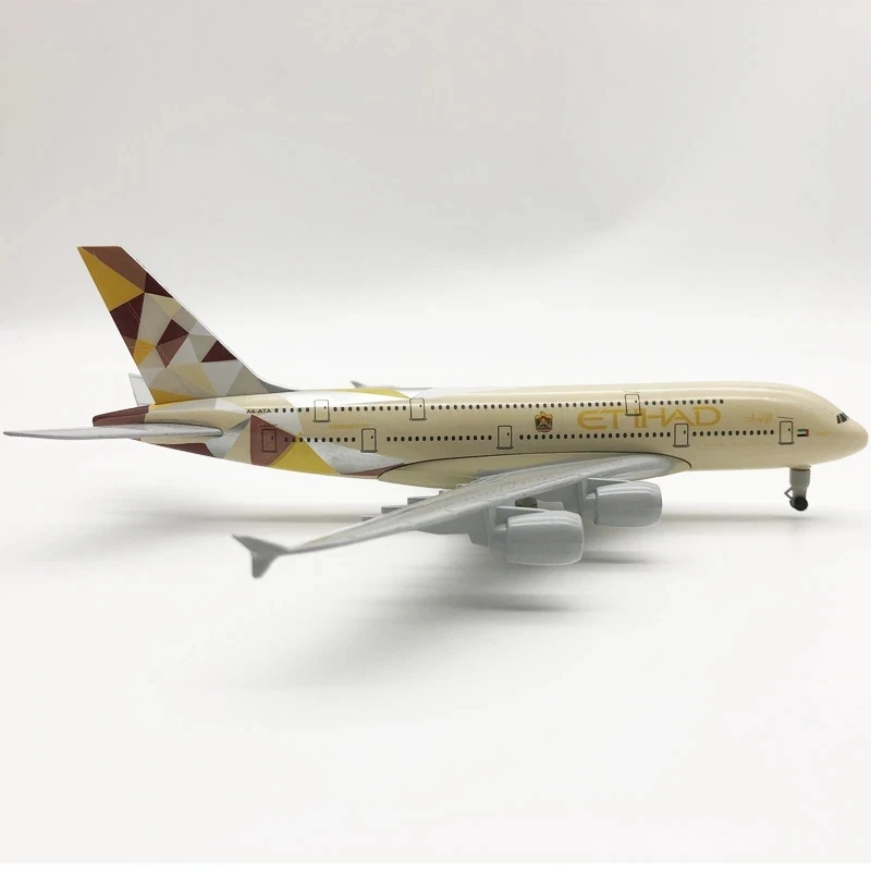 Etihad Airbus A380 20cm Diecast Model 2 Etihad Airbus A380 20cm Diecast Model - Image 2