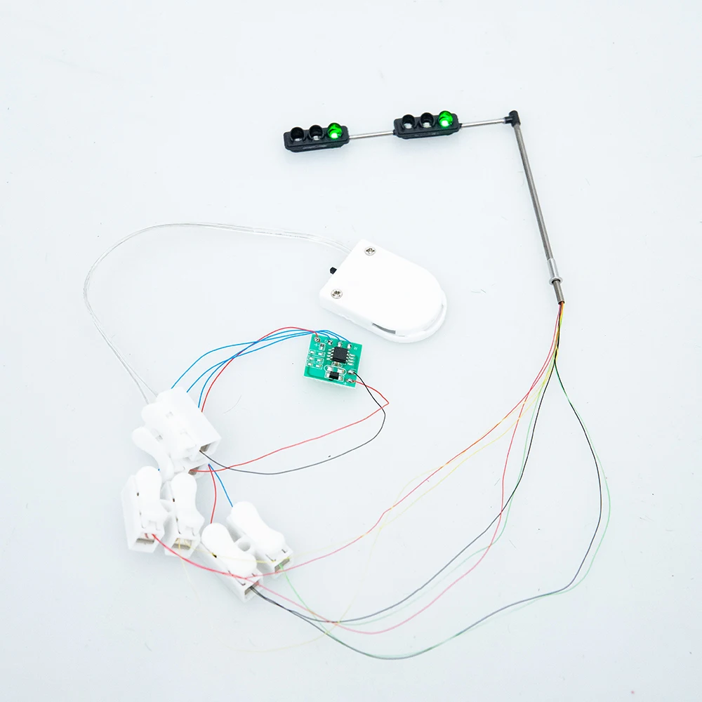 HO Scale Miniature Traffic Signal Light with LED Indicators 5 HO Scale Miniature Traffic Signal Light with LED Indicators - Image 5