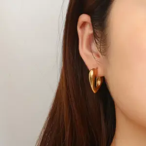 S7140994800574bfeb7d8f895b7ef7ebaM